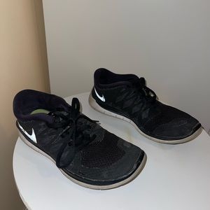Nike tenni shoes